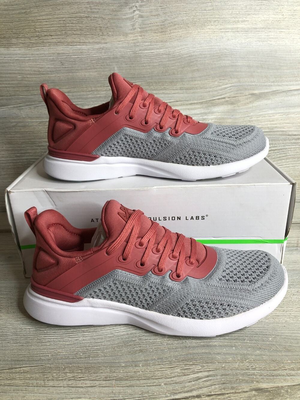 Women's APL TechLoom Tracer Cedar / Cement / White, Size 5, New